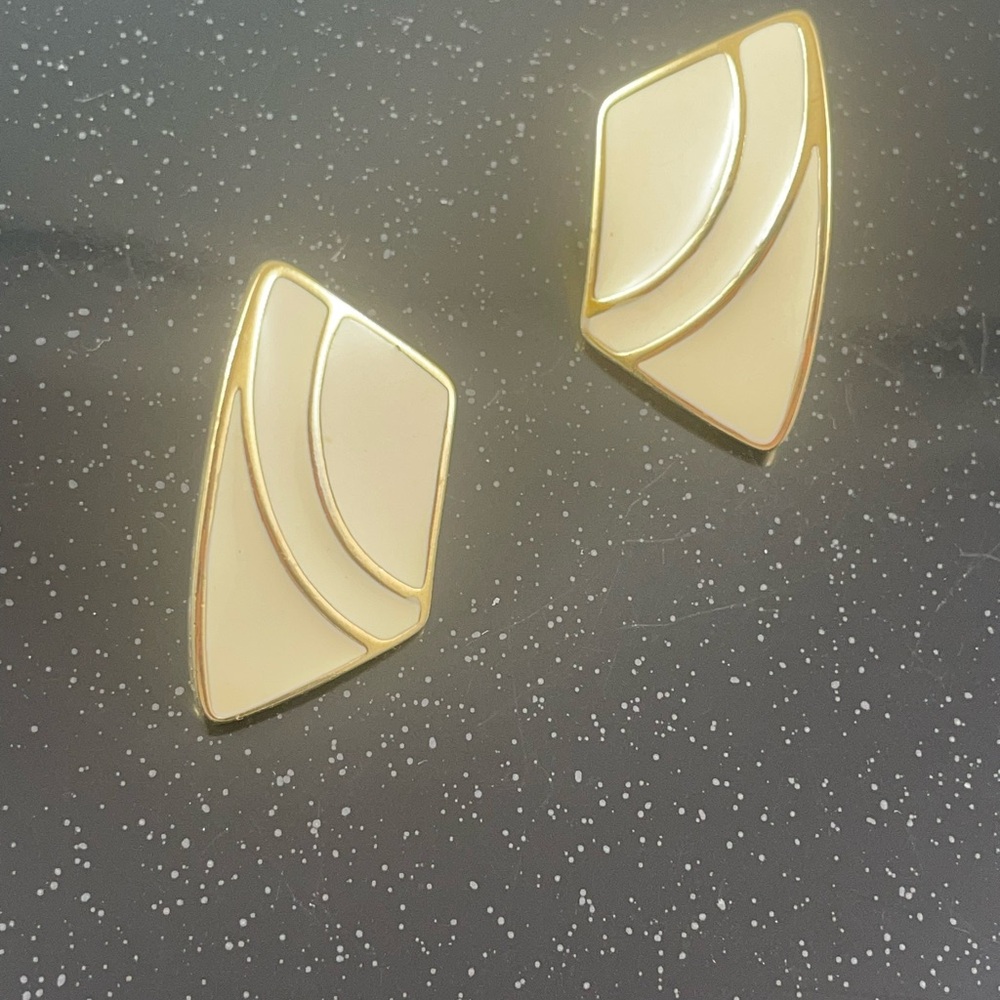Trifari Cream and Gold Geometric Earrings